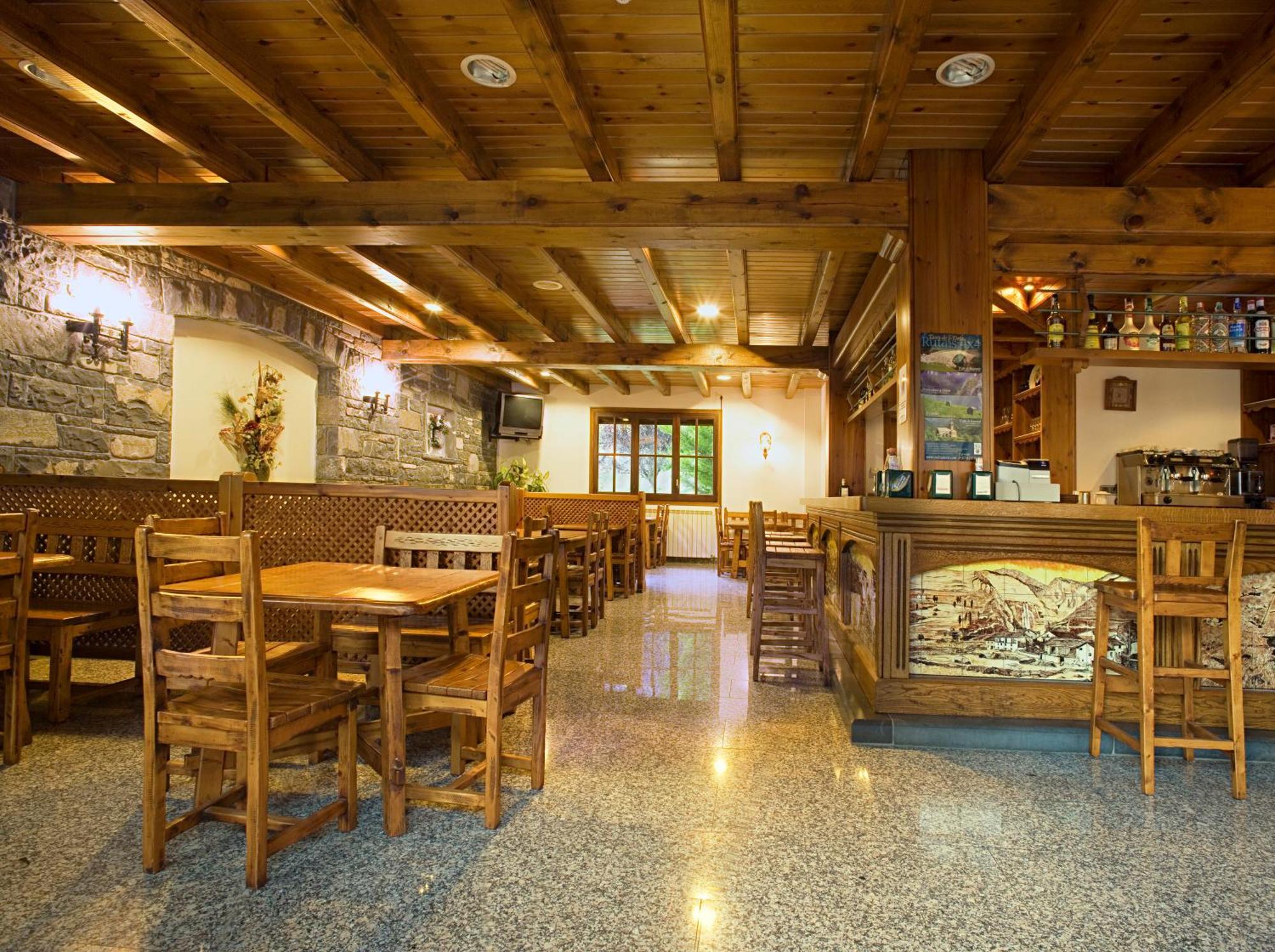Hotel Latre Broto Esterno foto