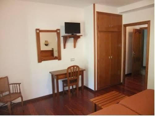 Hotel Latre Broto Esterno foto